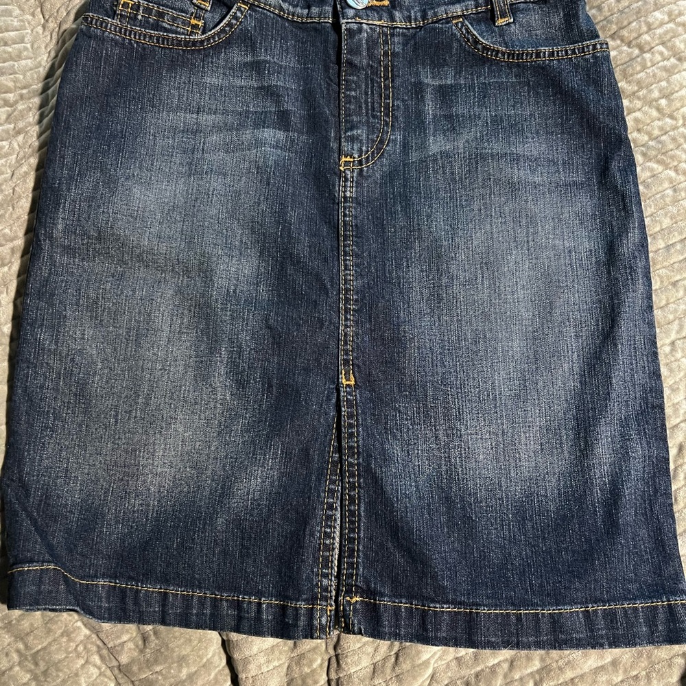 Lacoste Dark Blue Denim Skirt with Yellow Stitching also Florida Gator sporty - Picture 10 of 15